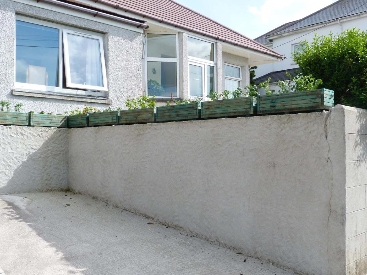 The Annexe, Laburnum Villa Bugle Exterior photo